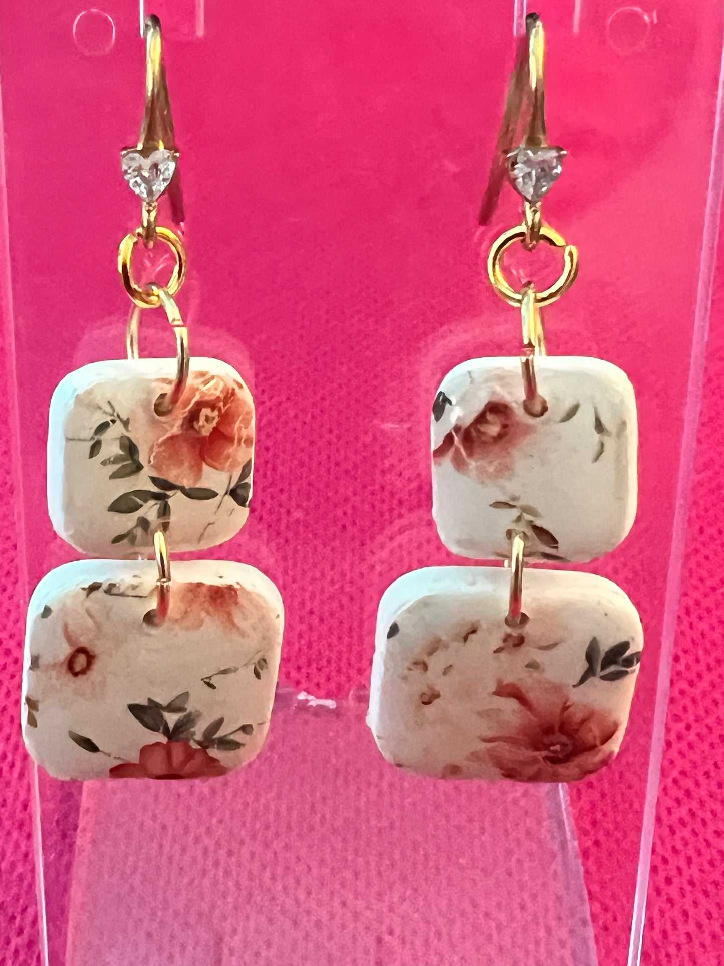 Cream Floral Double‑Square Dangle Earrings
