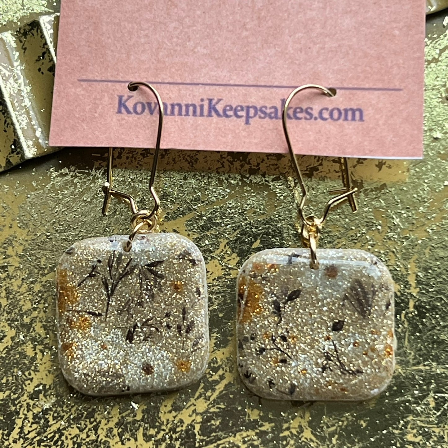 Floral Resin Dangle Earrings