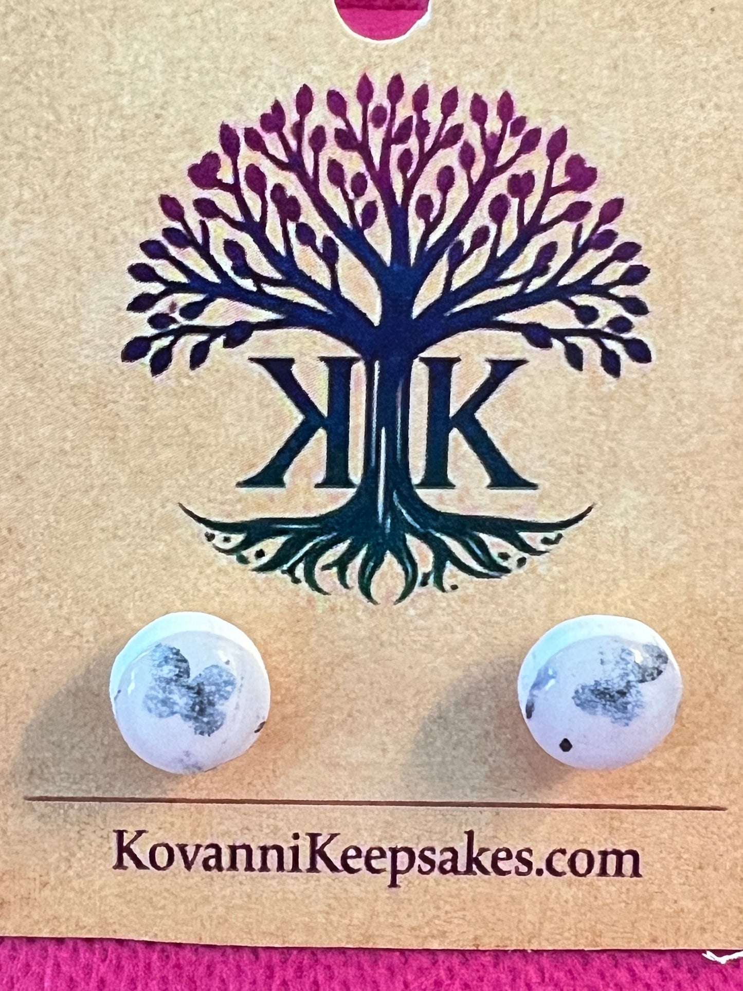 White & Soft Floral Stud Earrings