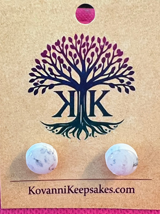 White & Soft Floral Stud Earrings