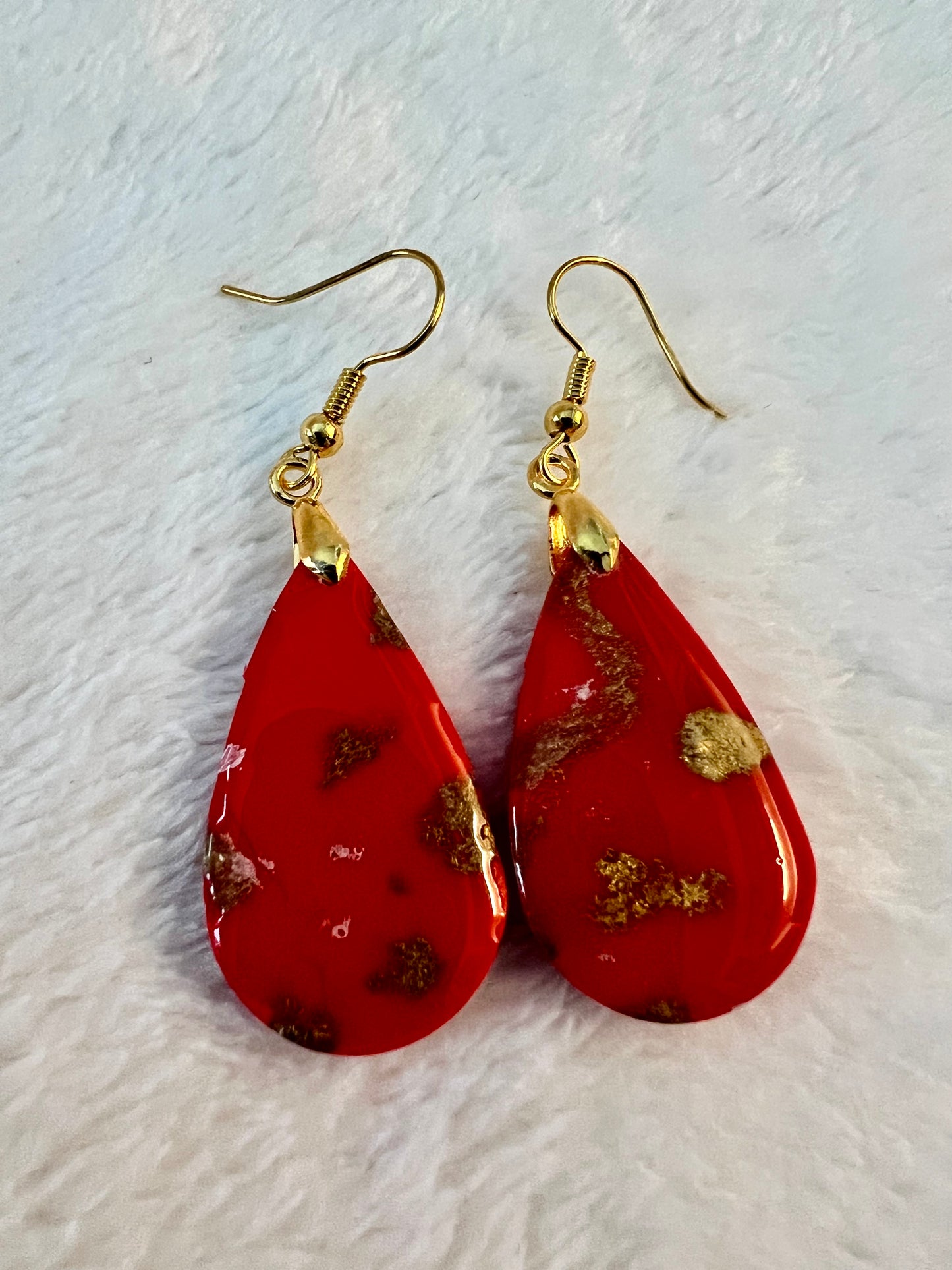 Red & Gold Speckled Teardrop Dangle Earrings