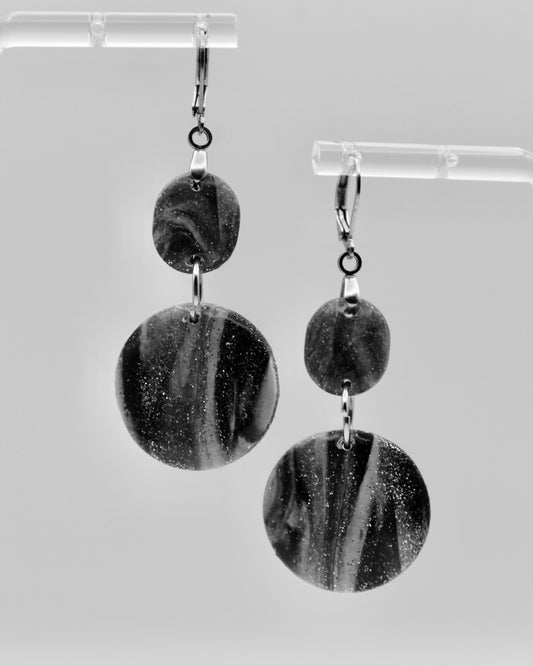Black & White Marbled Double‑Circle Earrings