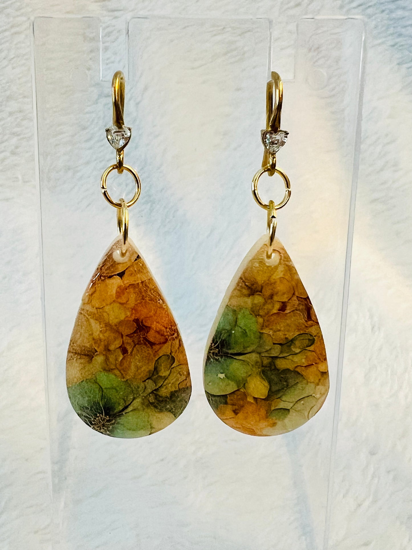 Botanical‑Image Teardrop Dangle Earrings