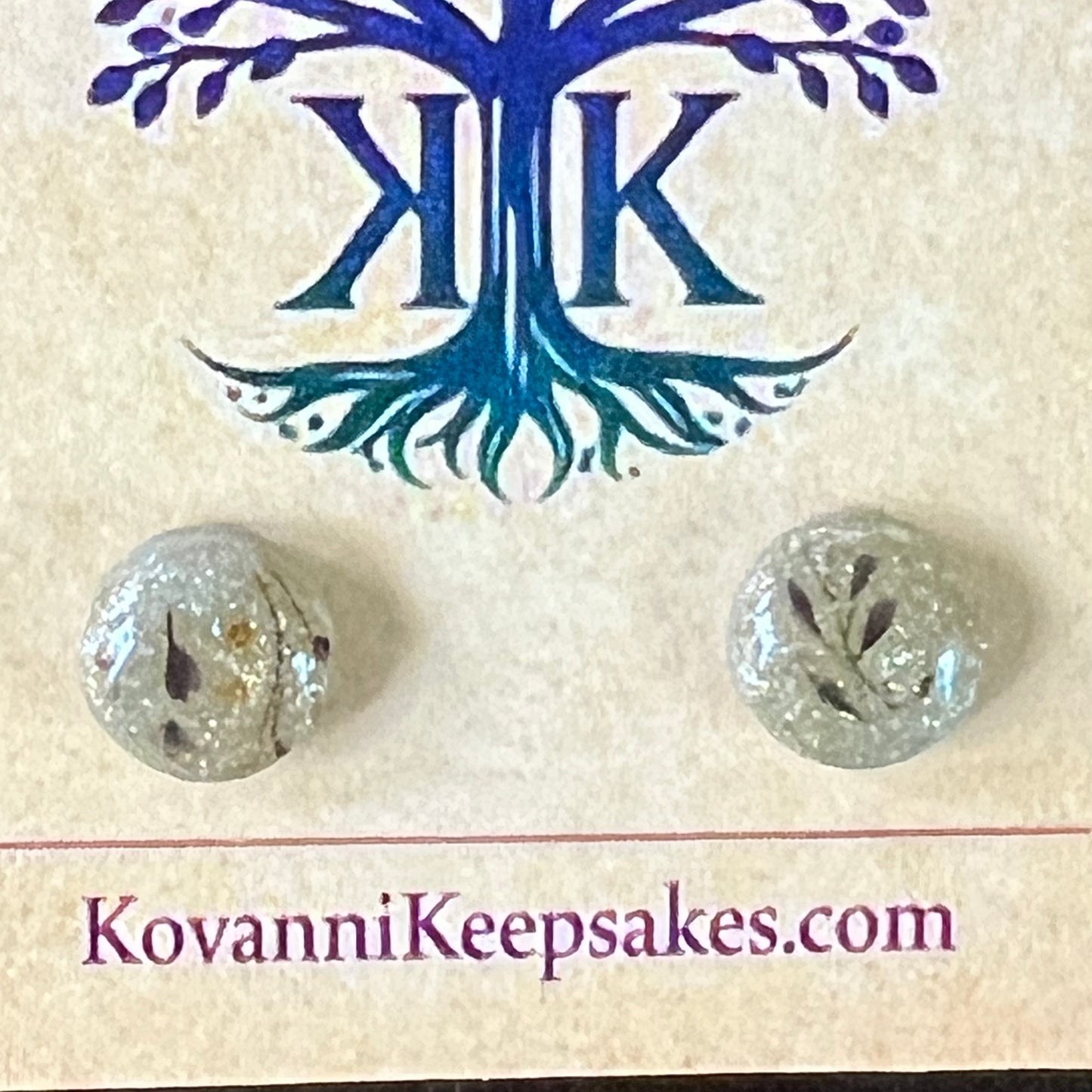 Floral Resin Stud Earrings
