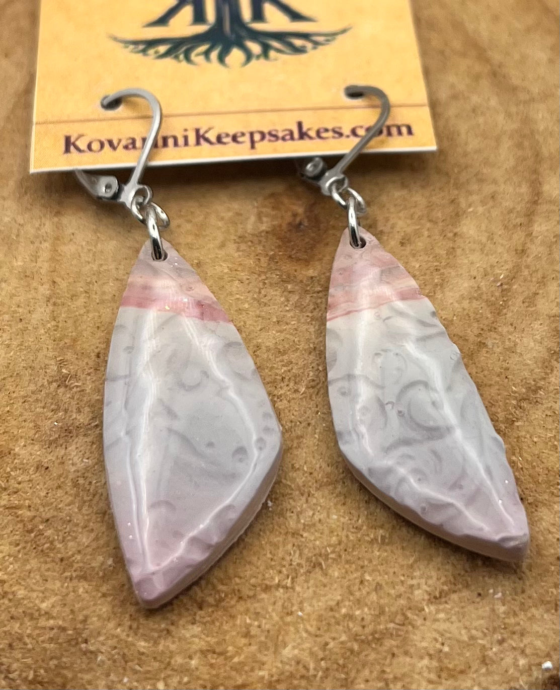 Rustic Flint Leaf Drops
