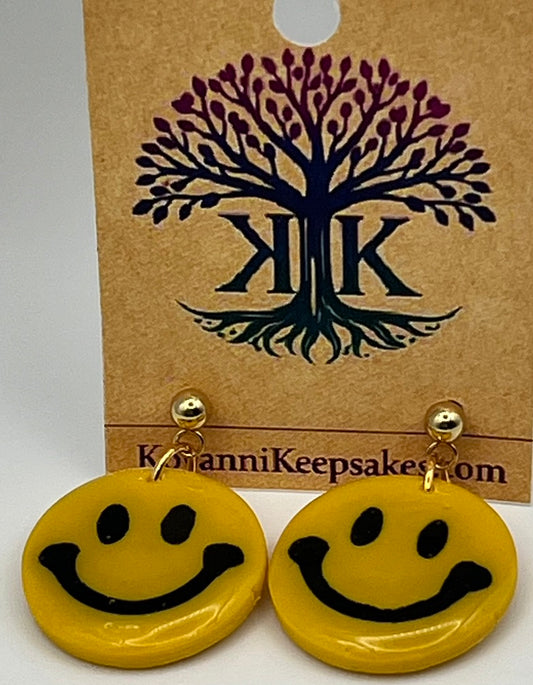 Smiley Face Round Earrings