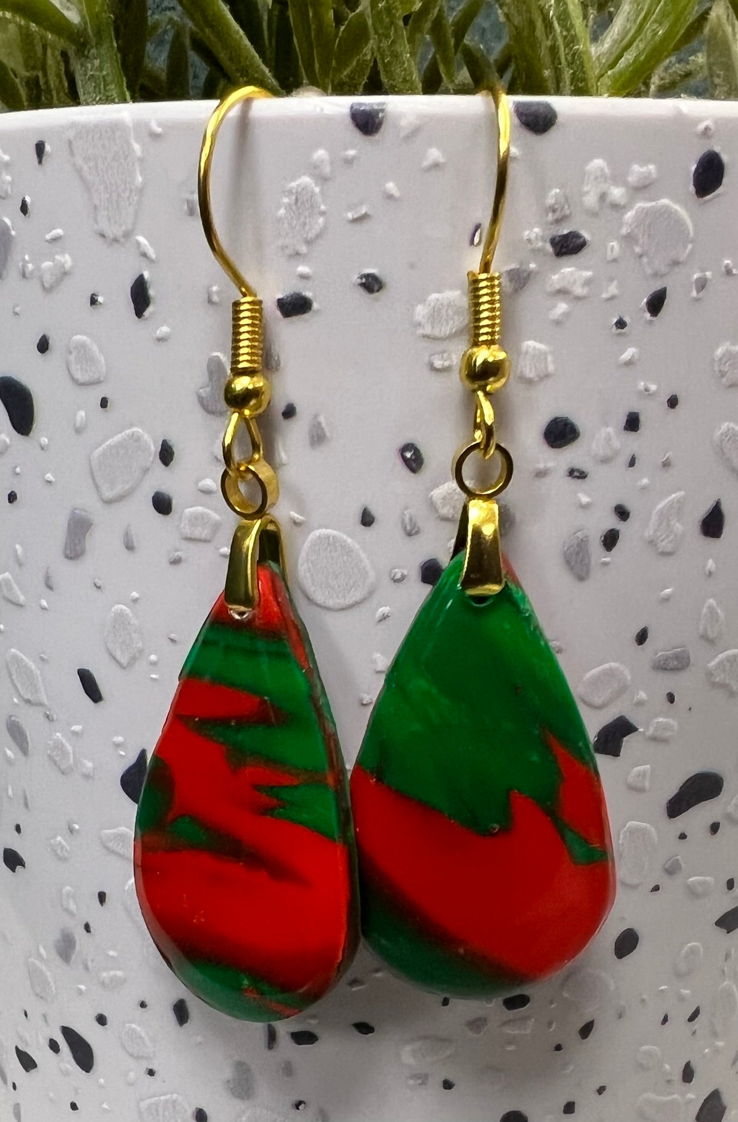 Red & Green Marbled Teardrop Earrings