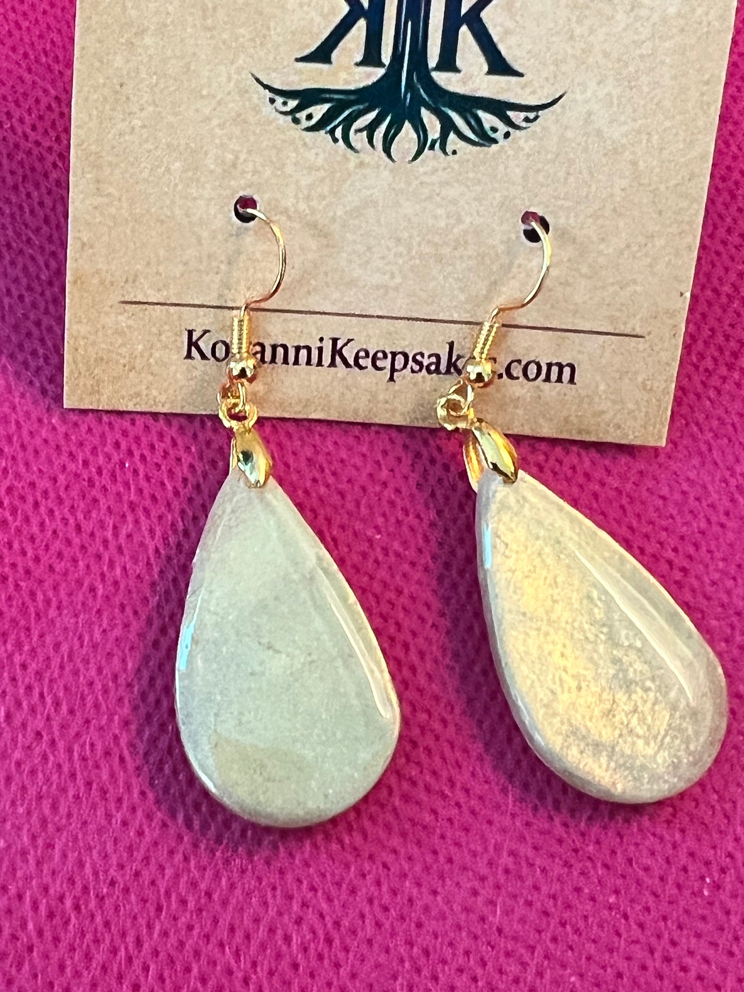 Gold‑Shimmer Infused Teardrop Earrings